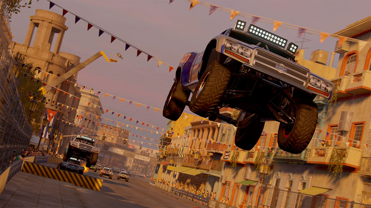 <strong>MESSA A PUNTO PERFETTA</strong><span>Sono inclusi tutti i DLC: destruction derby della Classic Car-nage, modalità Resistenza, eventi di Carriera e Storia aggiuntivi, nonché veicoli e tracciati bonus.</span>